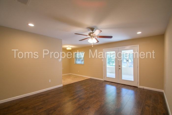 2458 Denbury Dr - Photo 3 of 20