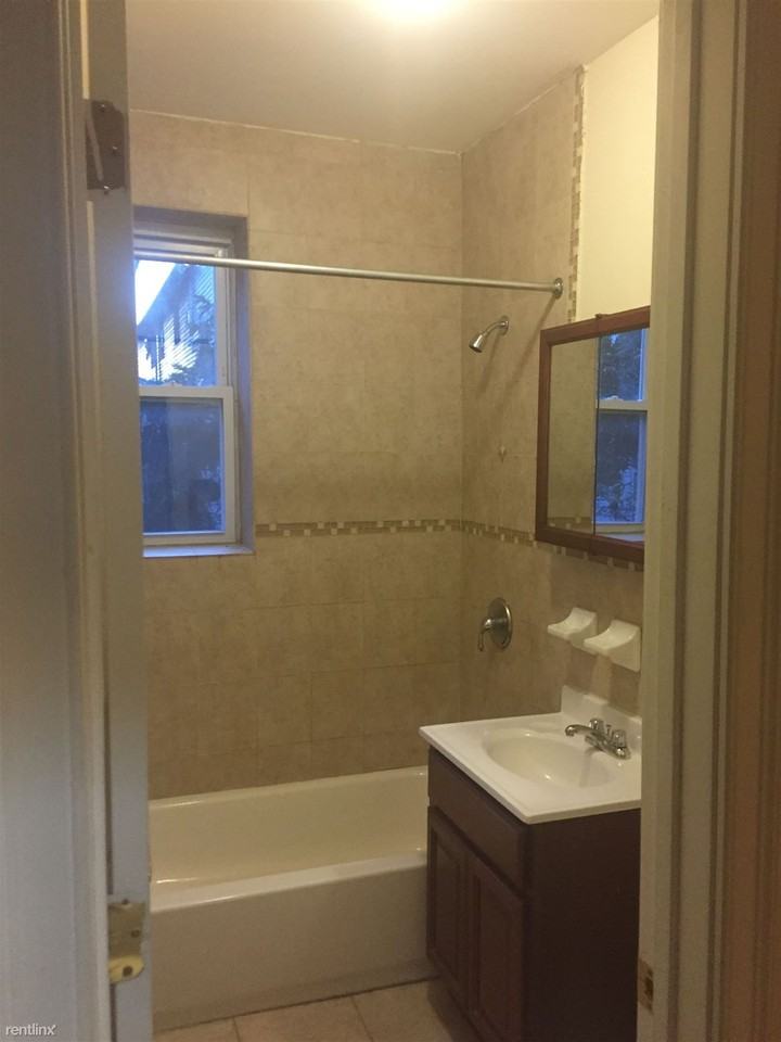 44 W 29th St - Photo 3 of 7