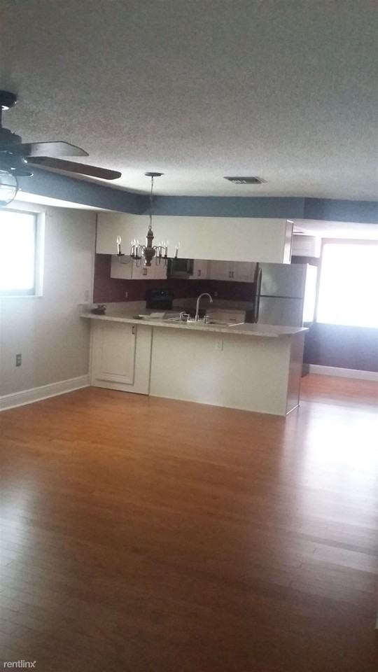 702 2nd St - Photo 3 of 15