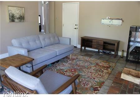 21045 Winchester Dr - Photo 3 of 29