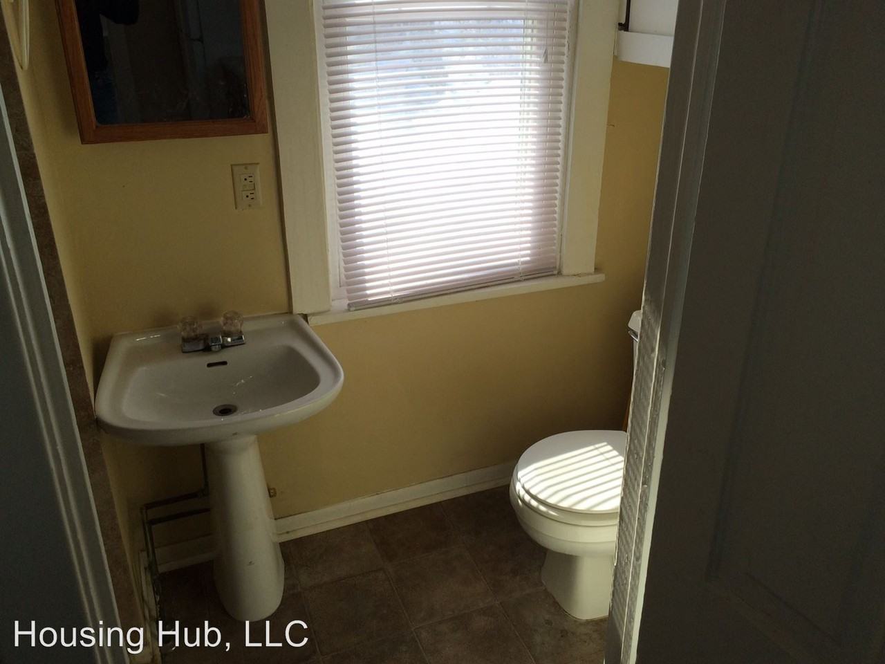 30 Winter St - Photo 3 of 13