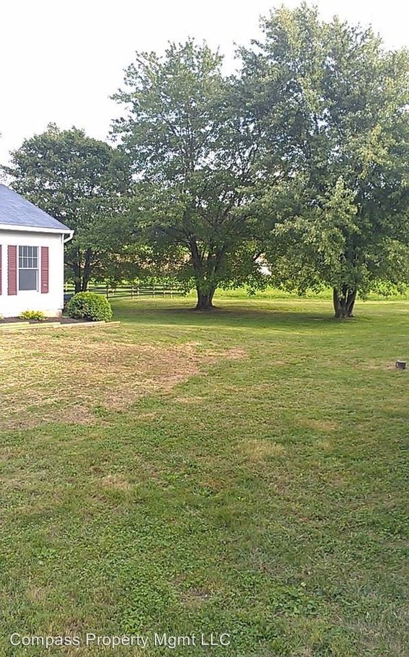 698 Sadsbury Rd - Photo 3 of 9