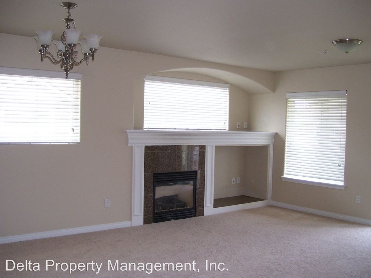 14611 50th Ave NE #201 - Photo 2 of 5