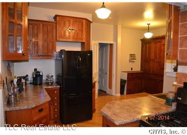 204 N School St - Photo 2 of 25