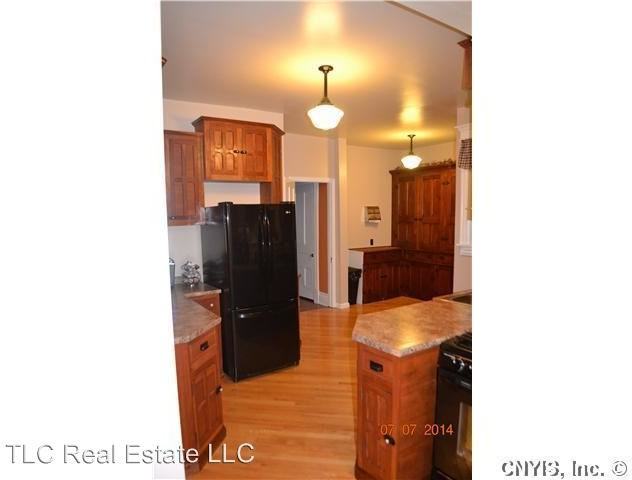 204 N School St - Photo 3 of 25