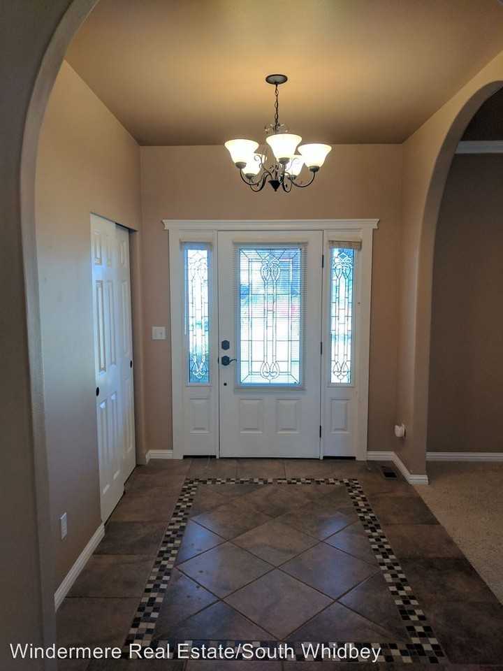 1261 Dunlap Dr - Photo 2 of 22