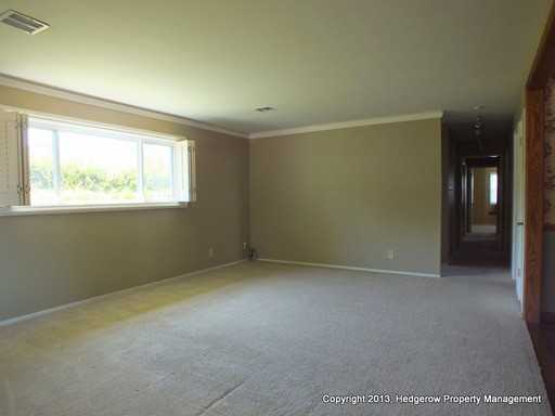 136 Kerns Ct - Photo 2 of 20