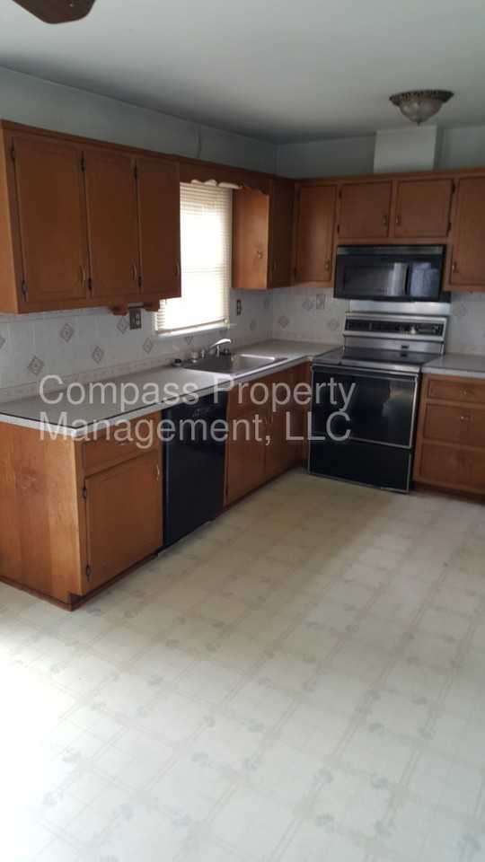 5560 Old Philadelphia Pike - Photo 2 of 11