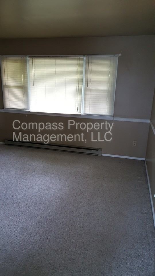 5560 Old Philadelphia Pike - Photo 3 of 11