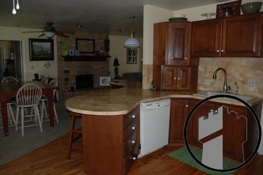 1491 W 1970 N - Photo 3 of 10