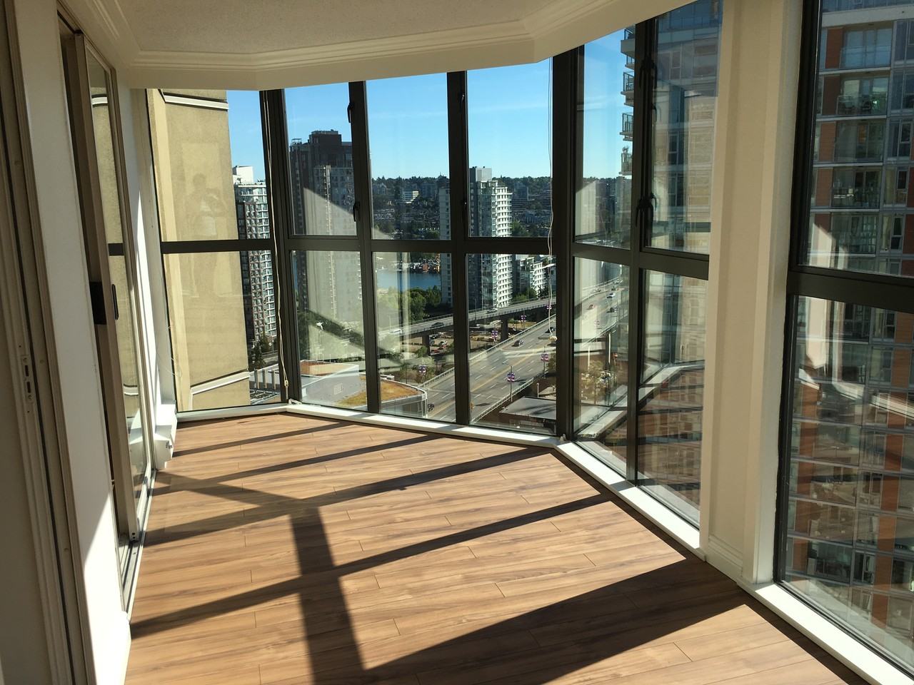 789 Drake Street #PH2 - Photo 2 of 24