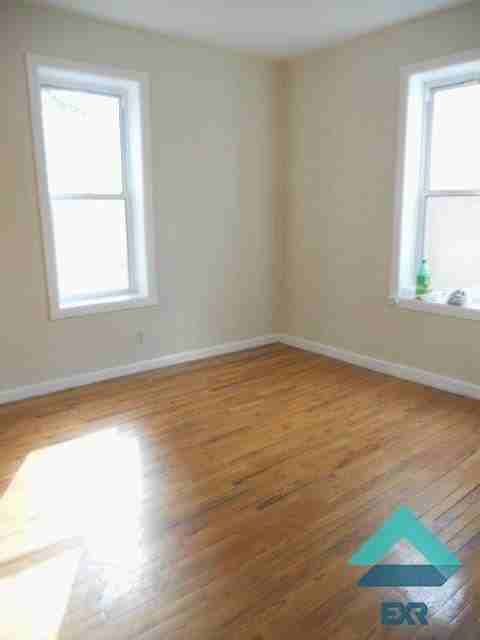 490 Ocean Pkwy #15
