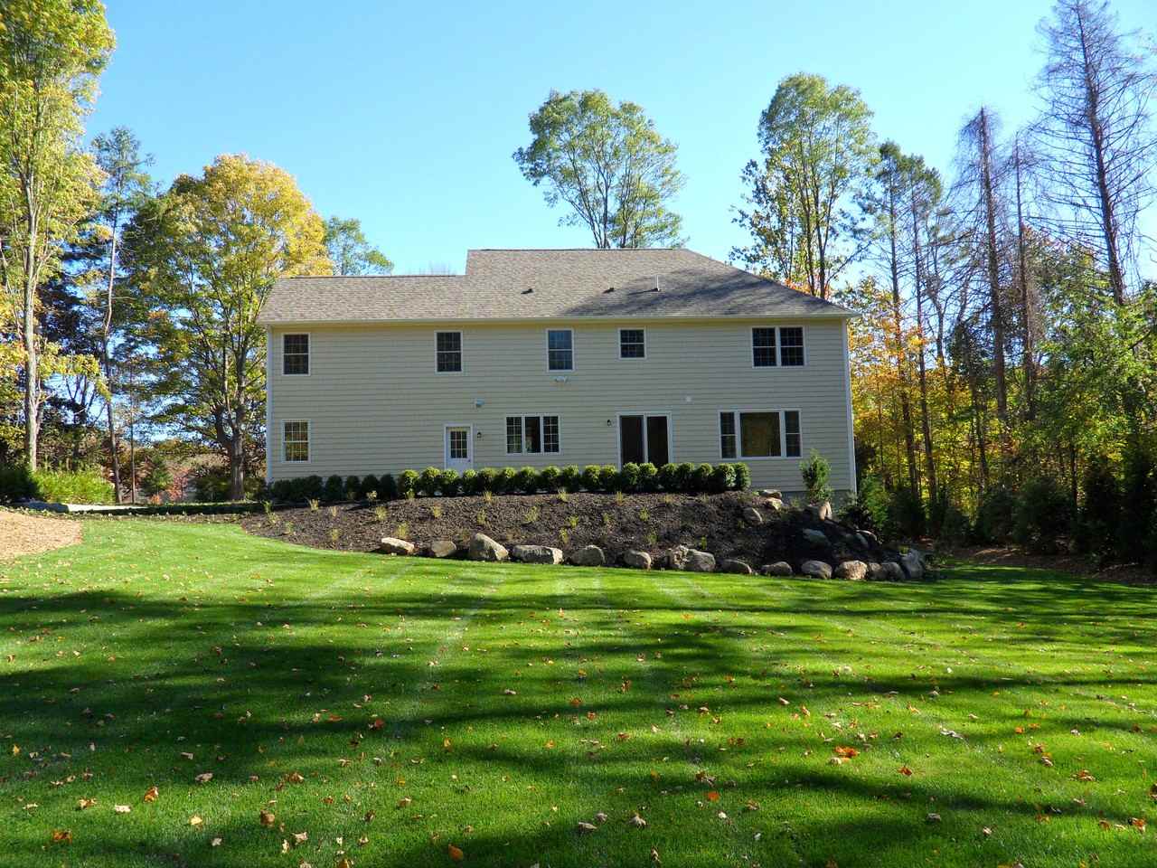 7 Hessian Dr - Photo 2 of 17