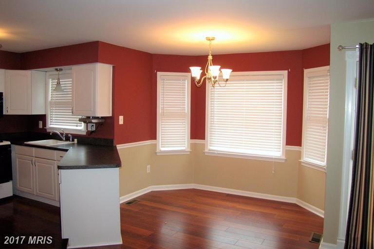 6423 Waterdale Ct - Photo 2 of 15