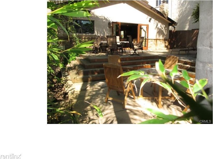 3208 Walnut Ave - Photo 2 of 16