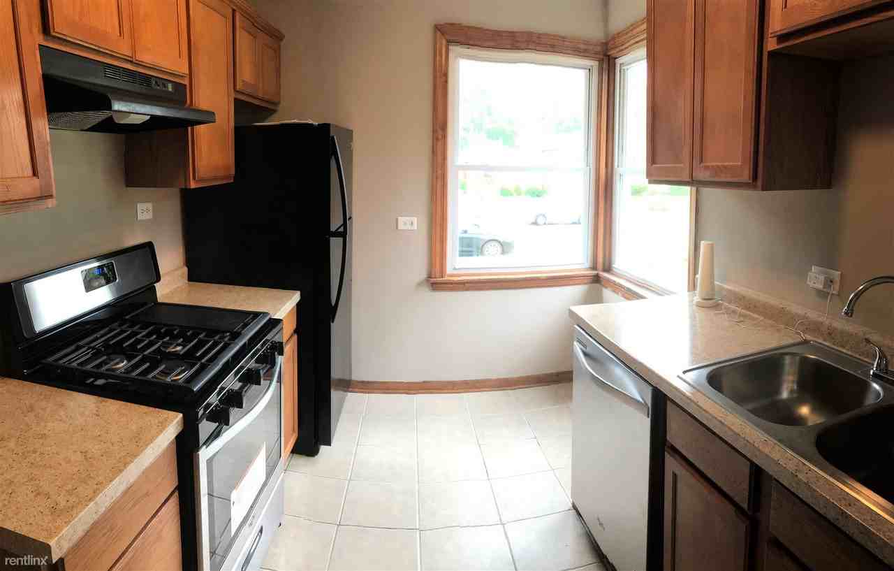 14306 S Clark St - Photo 3 of 16