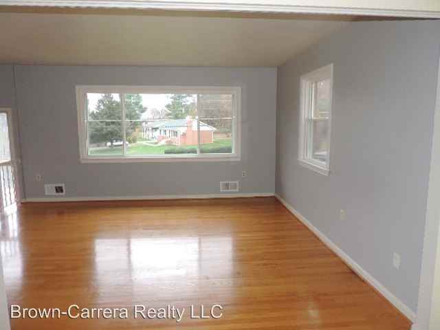 15 Longstreet Ave - Photo 2 of 9