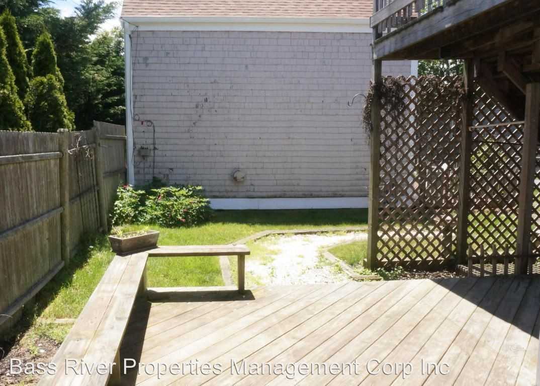 253 Main St - Photo 2 of 5