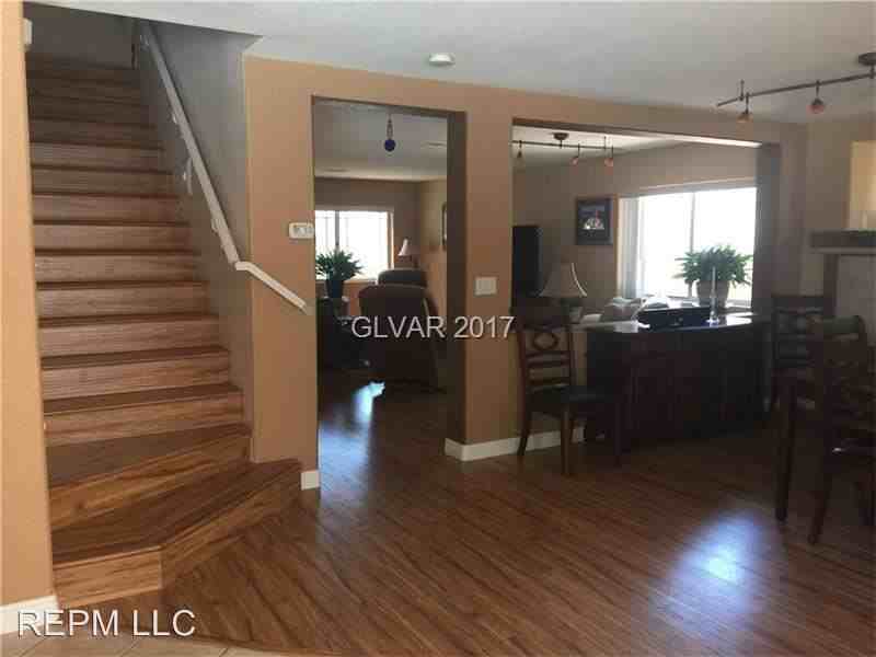 7545 Tumbling St - Photo 3 of 6