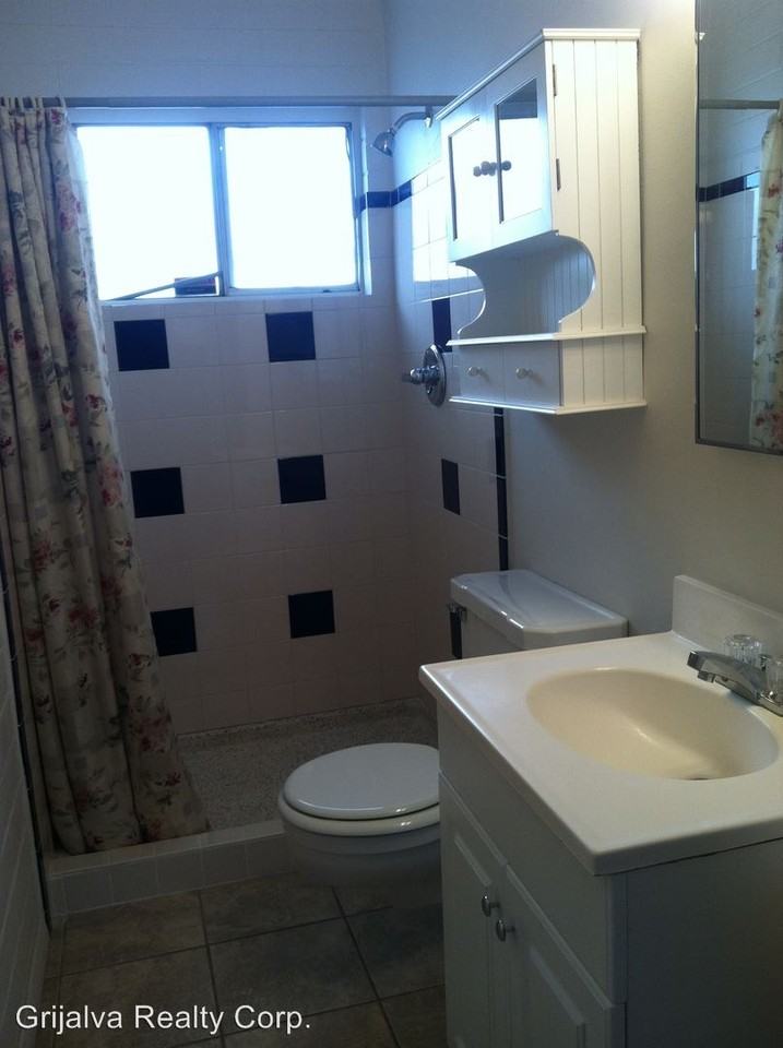 1750 S Richey Blvd - Photo 2 of 9