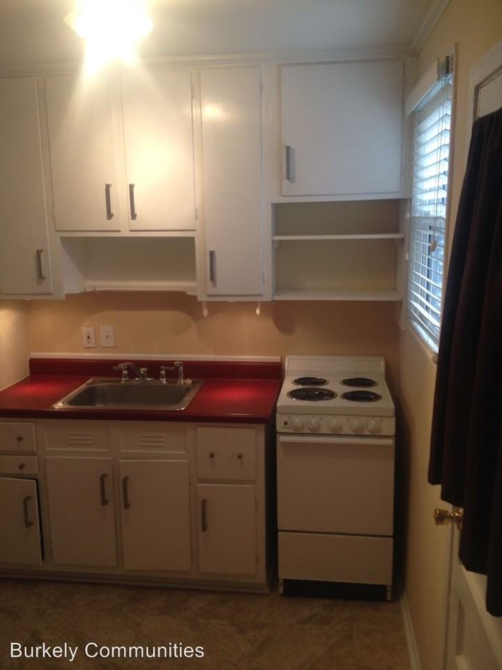 1862 Villa Dr - Photo 2 of 7