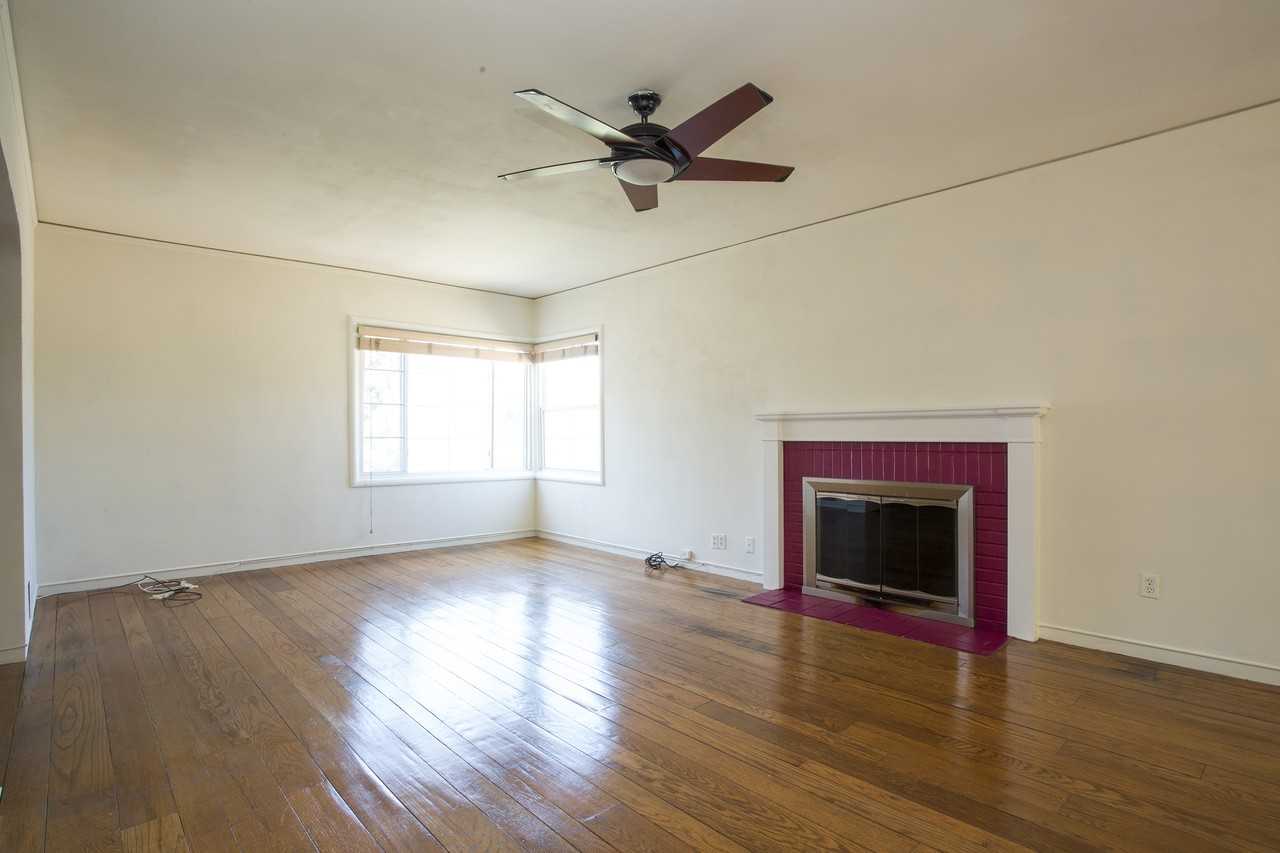 1342 Parker St - Photo 3 of 21