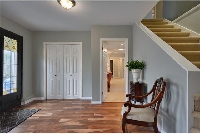 1020 Pacific Pl - Photo 2 of 20