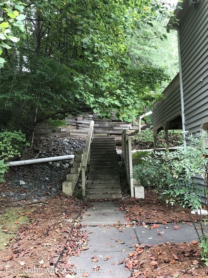 6127 Old Plank Rd - Photo 3 of 15