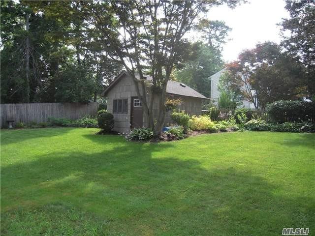 1051 Washington Dr - Photo 2 of 9