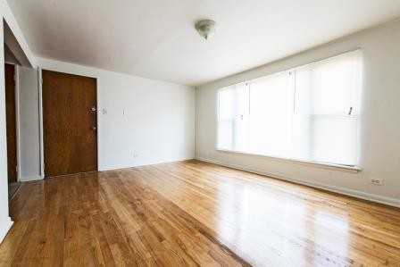 8100-04 S Marshfield - Photo 2 of 5