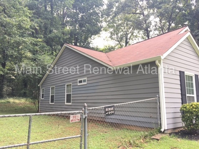 3857 Hibiscus Ct - Photo 3 of 12