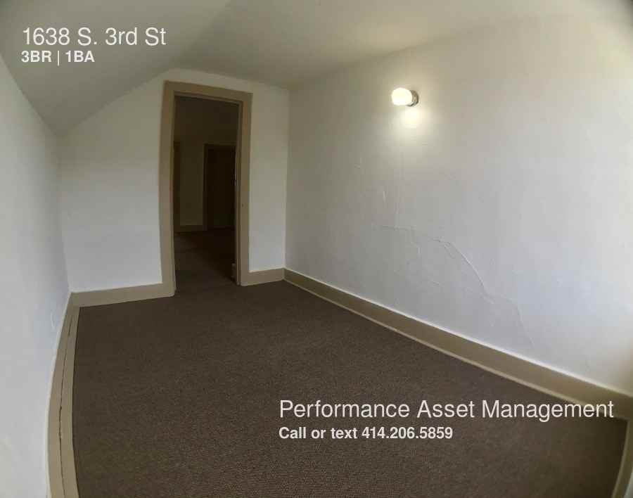 1638 S 3rd St - Photo 3 of 8