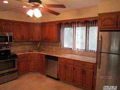 22 Lion Ln - Photo 3 of 9