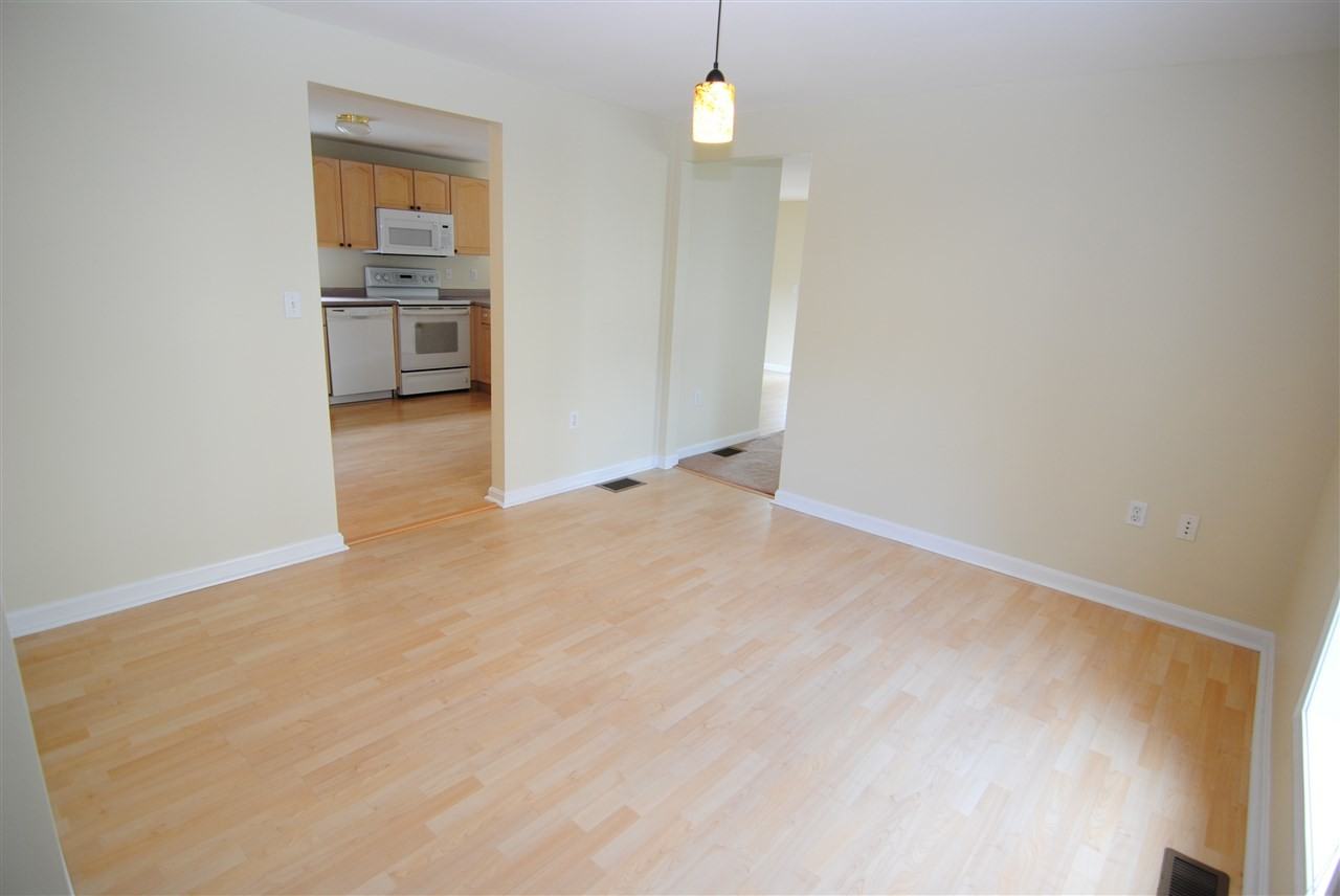 123 Barbara Ln - Photo 2 of 28