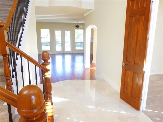 3921 Cockrill Dr - Photo 2 of 34