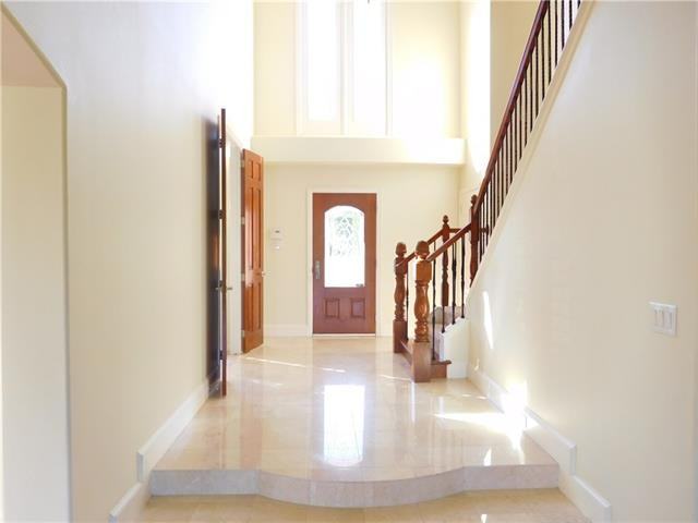 3921 Cockrill Dr - Photo 3 of 34