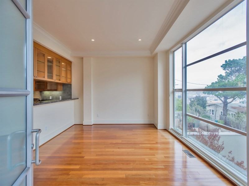 420 Collingwood St - Photo 2 of 12