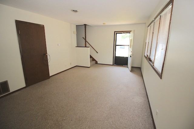 2801 Pear Street - Photo 2 of 10