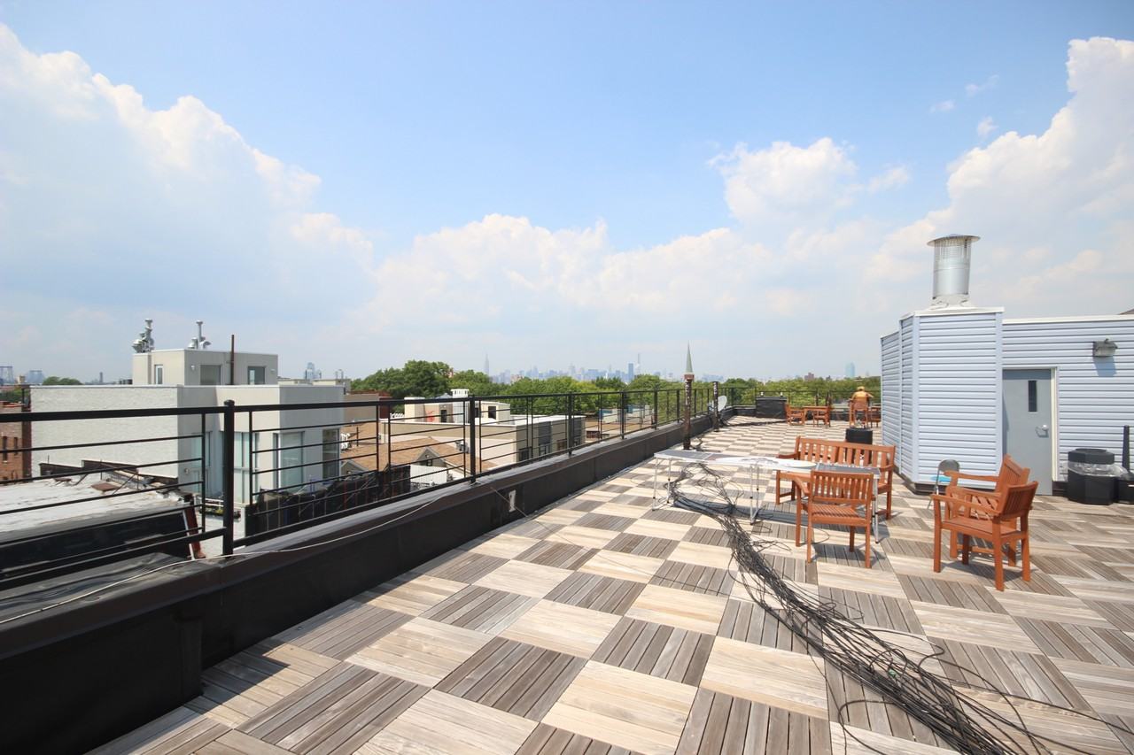 210 Humboldt Street #15RZ