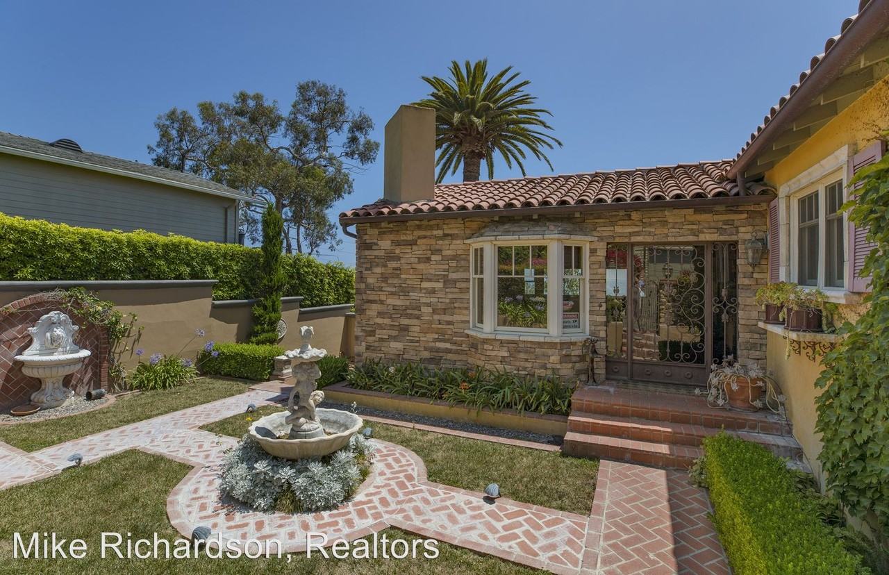 2535 Varley St - Photo 3 of 16