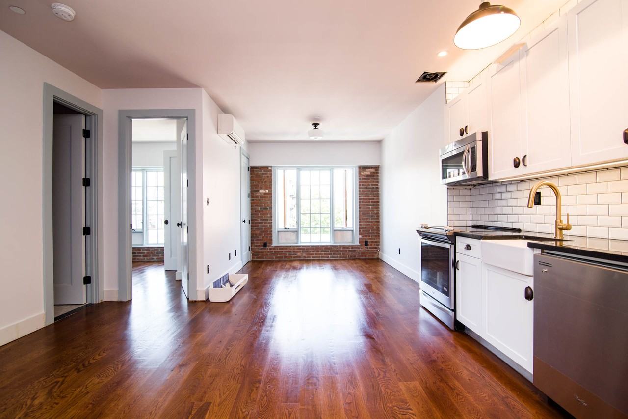 31 Brooklyn Avenue #4E