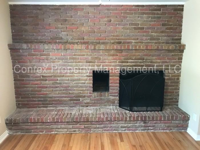 4910 Roebuck Rd NW - Photo 3 of 20
