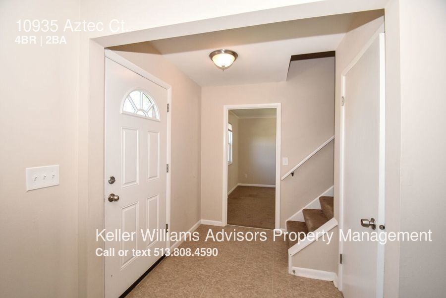 10935 Aztec Ct - Photo 3 of 34