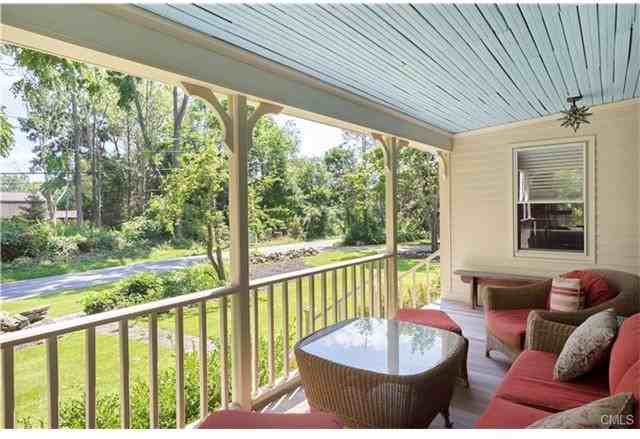 63 Wood Rd - Photo 3 of 23