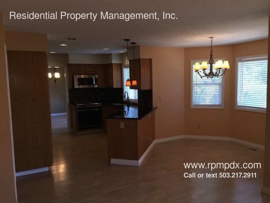 14215 SW Windsong Ct - Photo 3 of 26