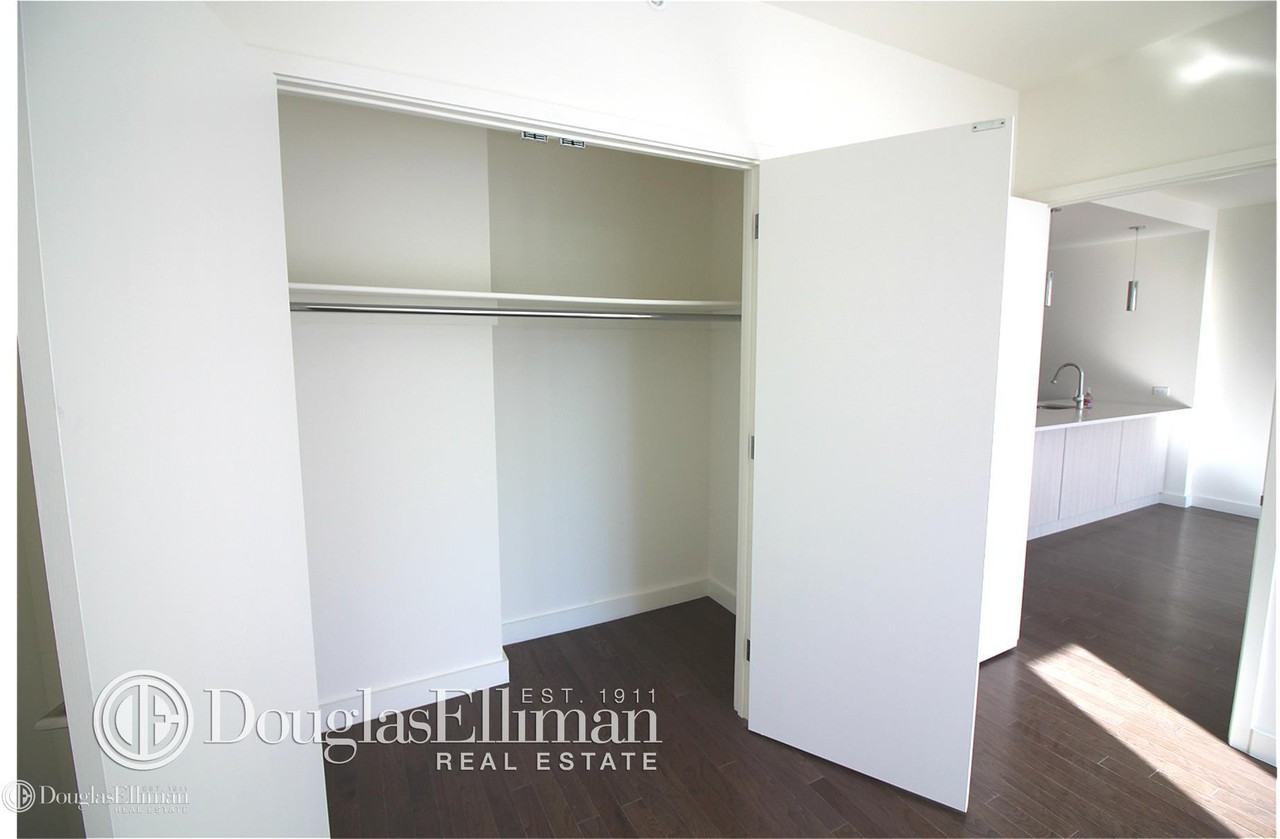 34-32 35th St #5D - Photo 3 of 9