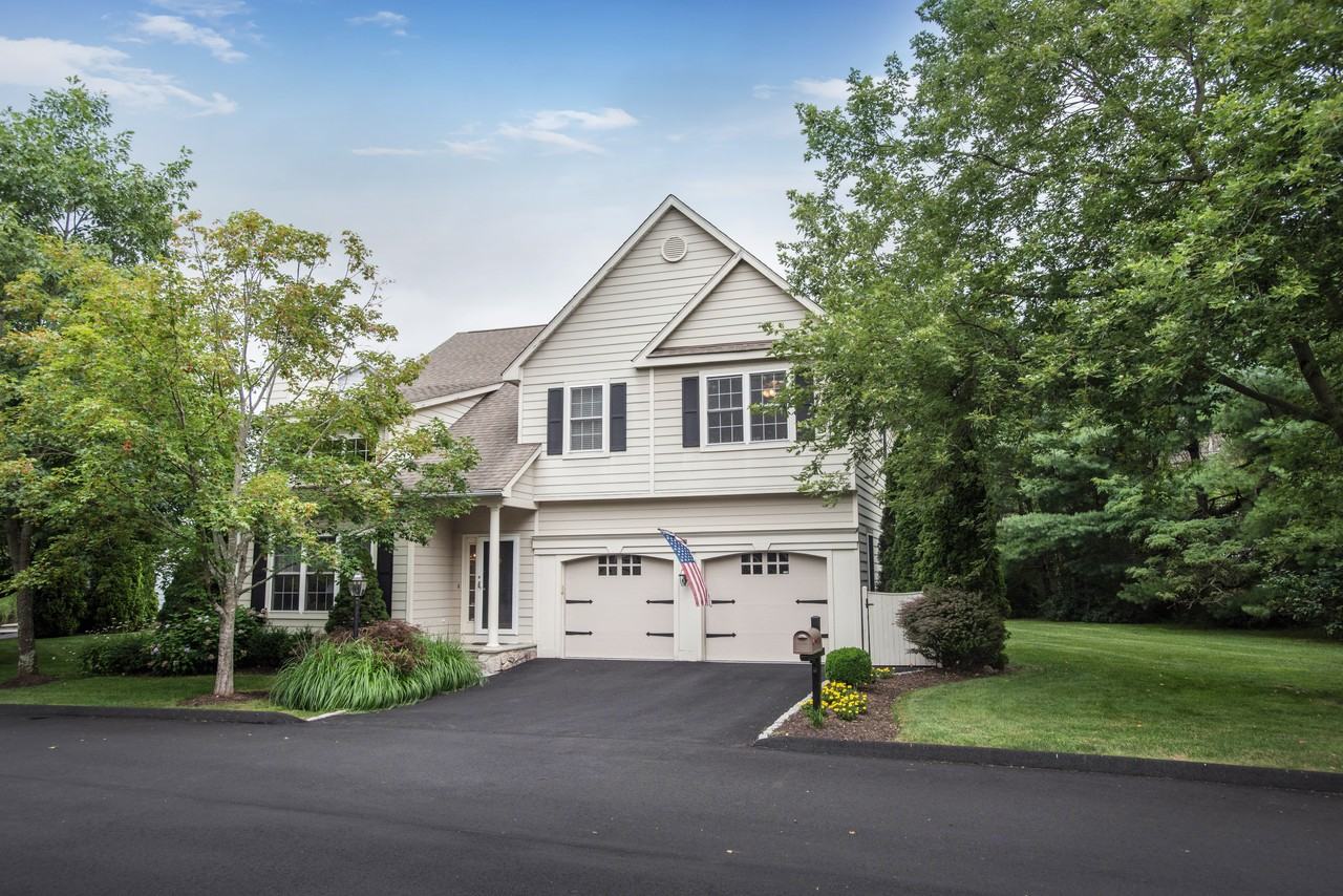 14 New Canaan Way #14 - Photo 2 of 25
