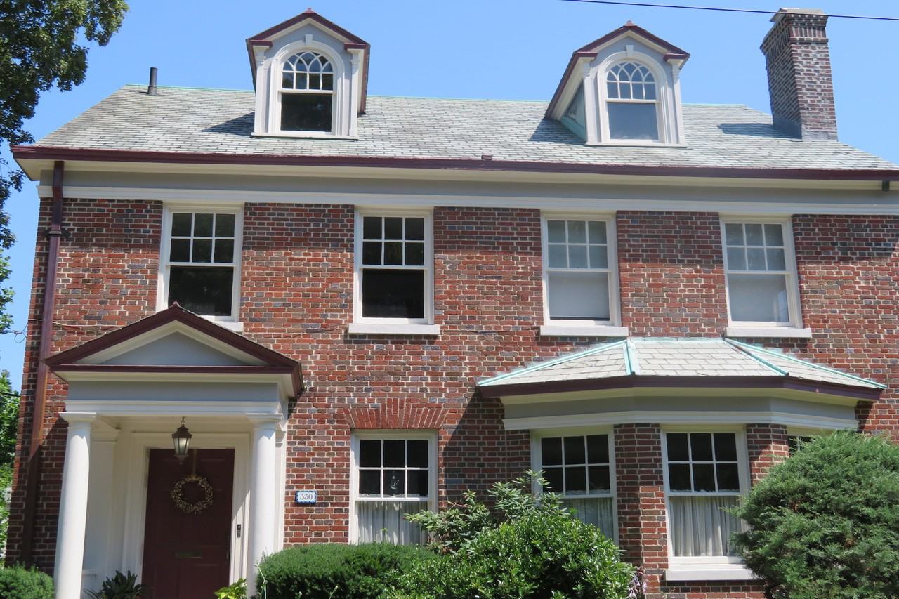 330 Third Ave #2 - Photo 3 of 18