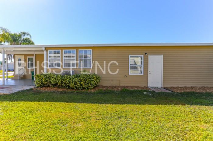 763 Lark Dr - Photo 3 of 25