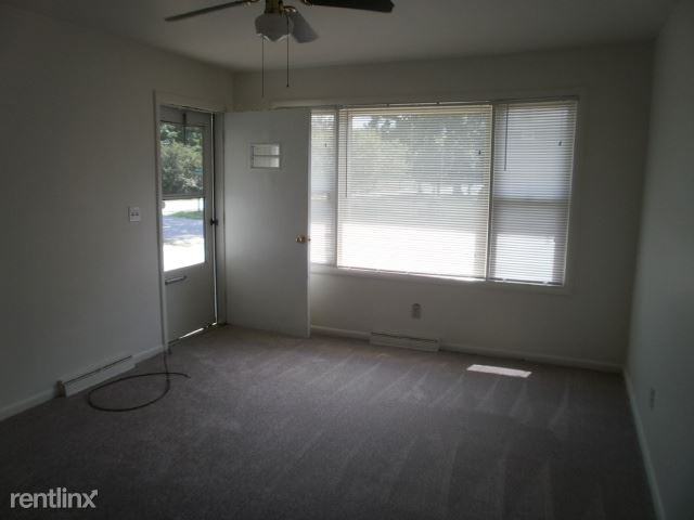 215 Wayland St - Photo 2 of 13